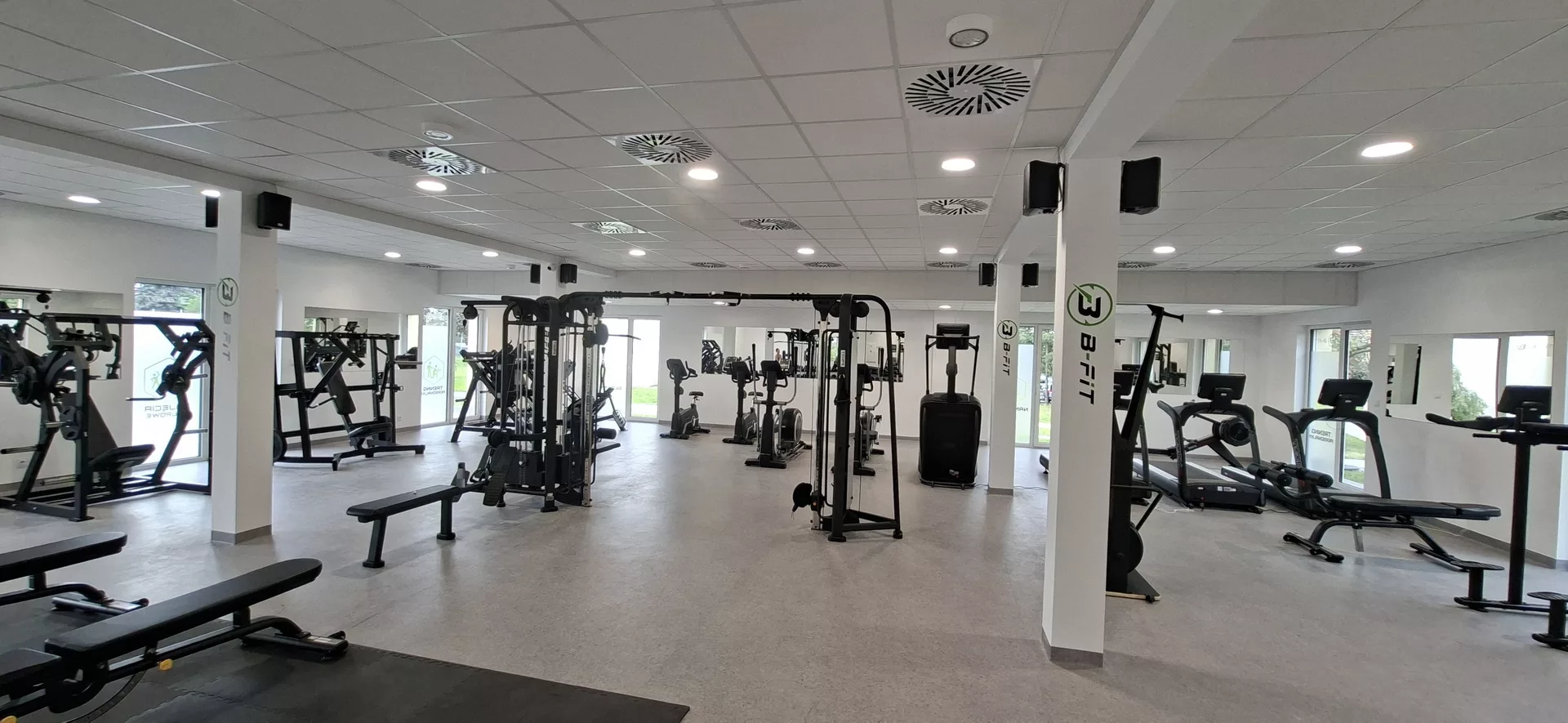 B - fit Żarów